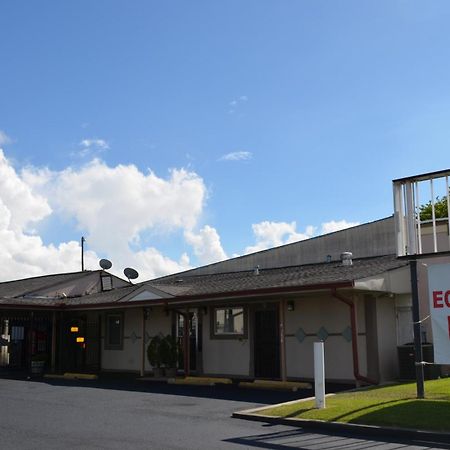 Economy Inn New Orleans Arabi エクステリア 写真