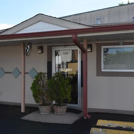 Economy Inn New Orleans Arabi エクステリア 写真